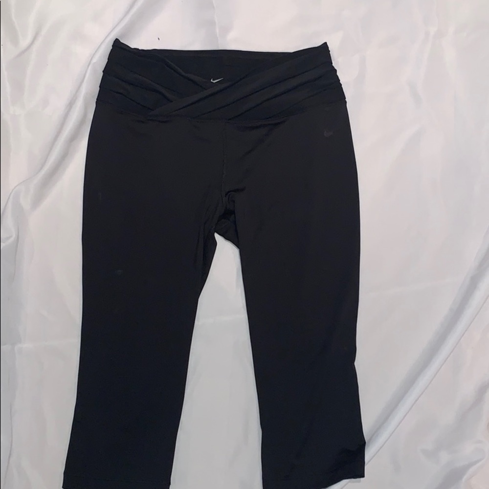 Flattering v tummy control